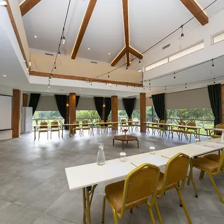 Kairos Valley Wellness & Longevity ホテル *