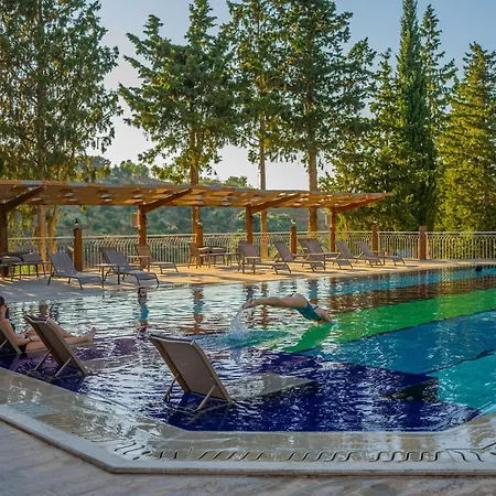 Kairos Valley Wellness & Longevity ホテル *