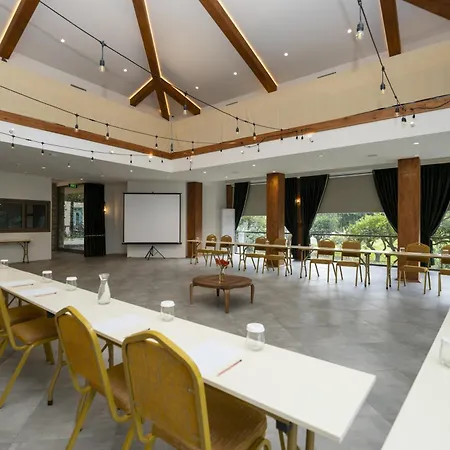 ホテル Kairos Valley Wellness & Longevity ダッチャ