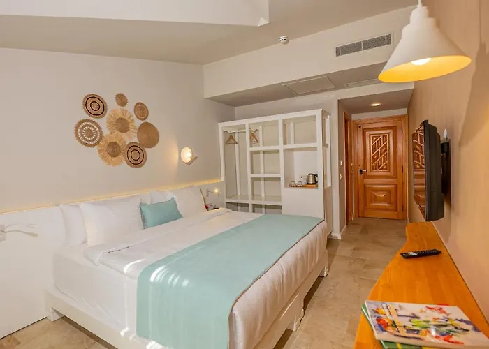 Hotel Kairos Valley Wellness & Longevity